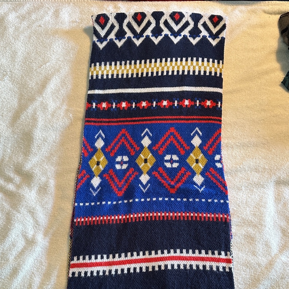 Colorful Geometric Knit Scarf